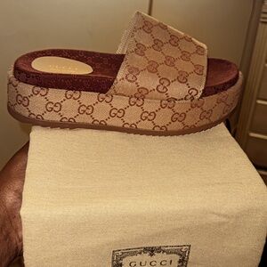 Gucci Slides